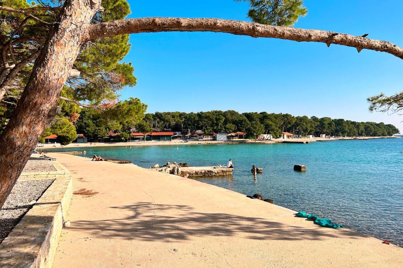 Mobile Home Saky, Biograd Na Moru Exterior photo